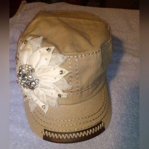 New OLIVE & PIQUE Hat. Military Style. Tan with White Flower